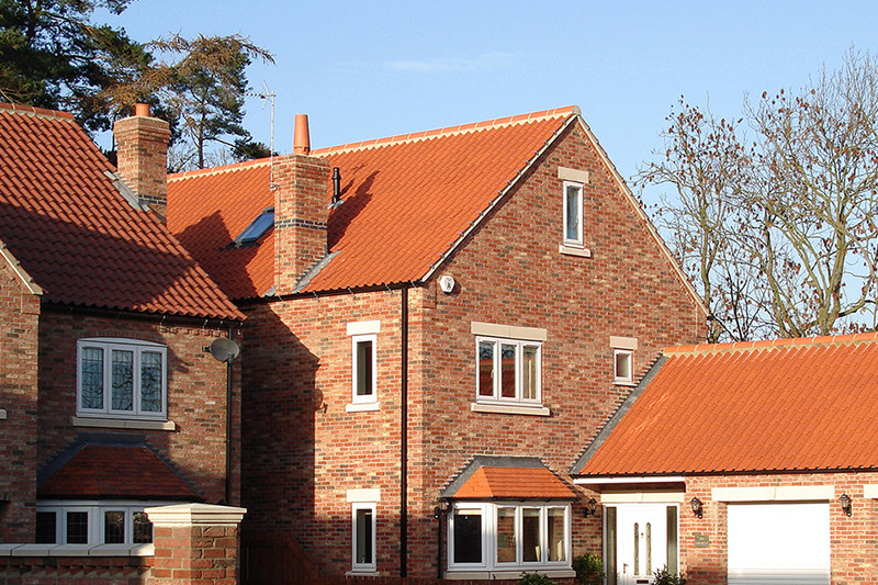 Wolds finished in Natural Red