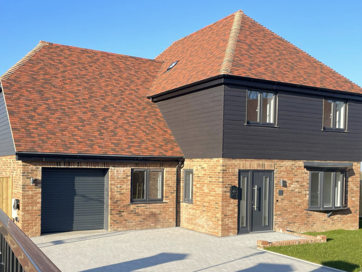 Edilians “The Berkshire Mix” a distinctive roof tile blend