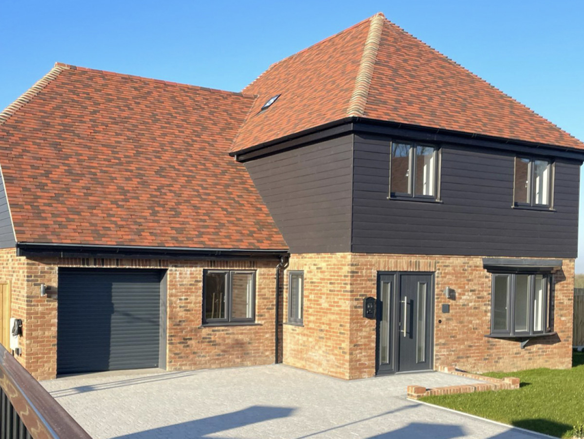 The Berkshire Mix - Phalempin blend of 5 coloured tiles
